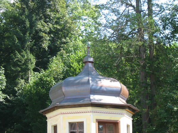 Historische Dachverblechung aus Kupferblech